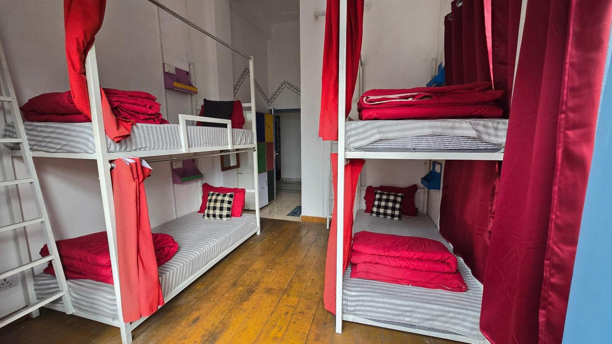 Mitra Hostel Mcleodganj McLeod Ganj Exterior foto